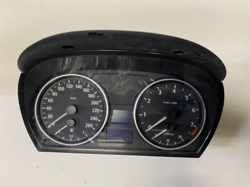 BMW E90 USED INSTRUMENT CLUSTER  9139295-01