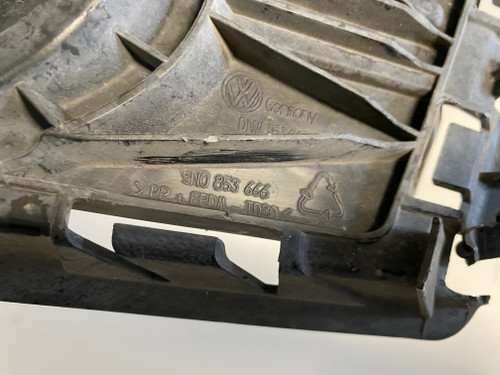 VW TIGUAN USED RHF LOWER BAR GRILLE 5N0 853 666