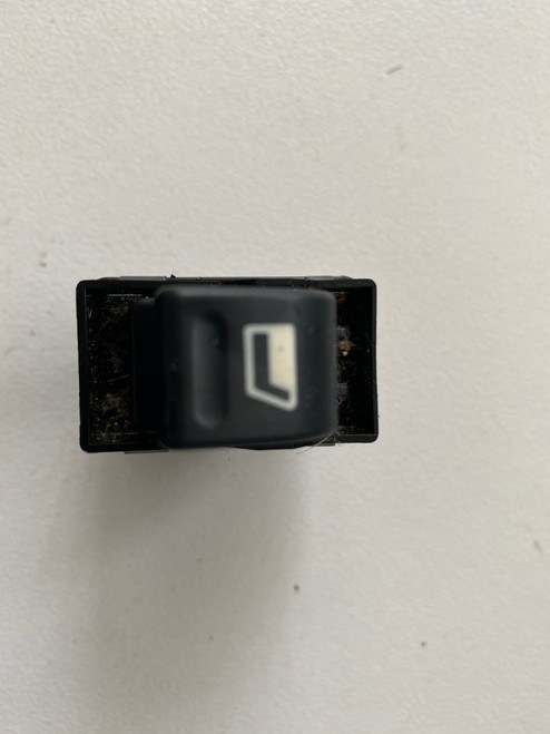 PEUEGOT 206 USED SINGLE WINDOW SWITCH 0349