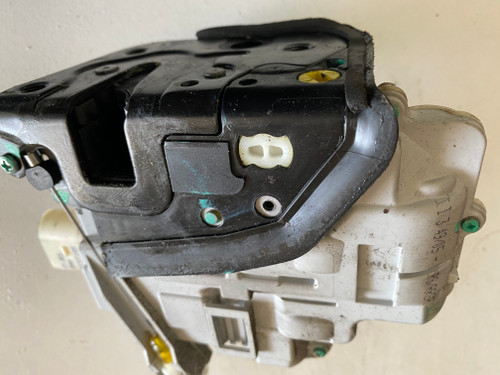 AUDI A4 B7 USED LHF DOOR LOCK MECHANISM 8E2 837 015 AA