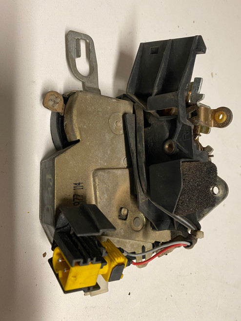 BMW E36 EARLY USED RHF DOOR LOCK ACTUATOR 1 977 114