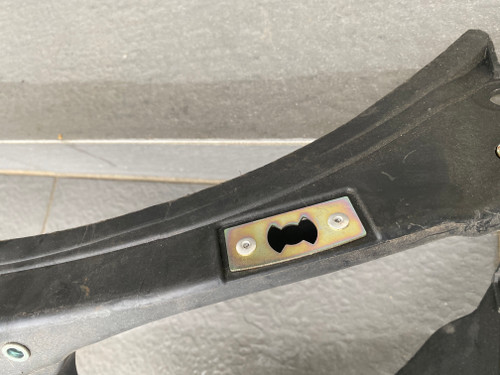 AUDI A4 B7 1.8T NEW NON GENUINE READIATOR SUPPORT PANEL 