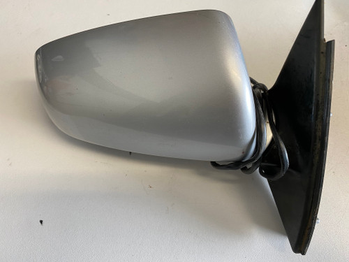 AUDI A4 B7 USED RHF DOOR MIRROR IN SILVER 