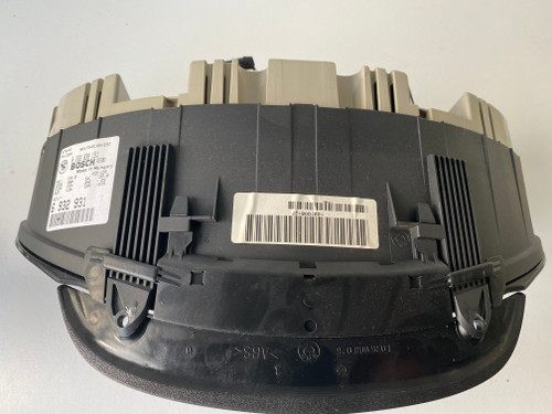 BMW E46 330 USED INSTRUMENT CLUSTER 6 932 931