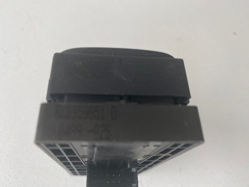 AUDI A4 B8 USED WINDOW SWITCH PACK 8K0 959 851 D