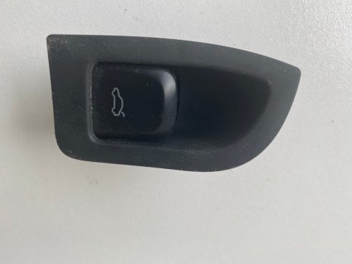 AUDI A4 B8 USED BOOT SWITCH 8K0 959 831 A