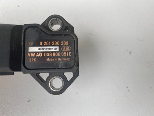 AUDI A4 A5 B8 2LT USED MANIFOLD PRESSURE SENSOR 038 906 051 E