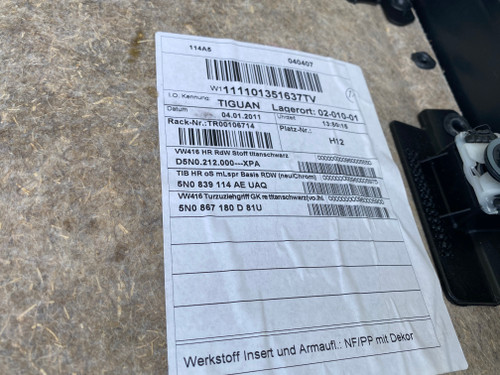 VW TIGUAN USED RHR DOOR TRIM 5N0 212 000
