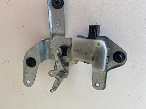 VW BEETLE USED TAILGATE LOCK ACTUATOR 1C0 959 781