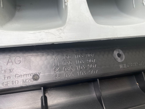 VW GOLF MK5 2L TDI BMN ENGINE USED TOP ENGINE COVER 03G 103 907 