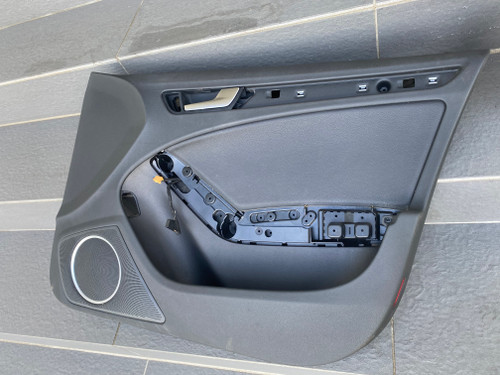 AUDI A4 B8 USED RHF DOOR TRIM USED 1K2 867 106