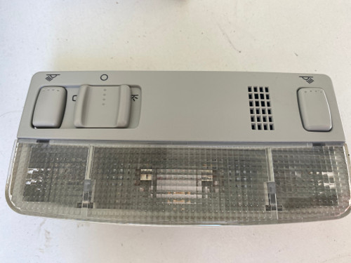 VW PASSAT 3B GOLF BORA MK4 SKODA NEW INTERIOR LIGHT IN GREY 3B0  947 105 C
