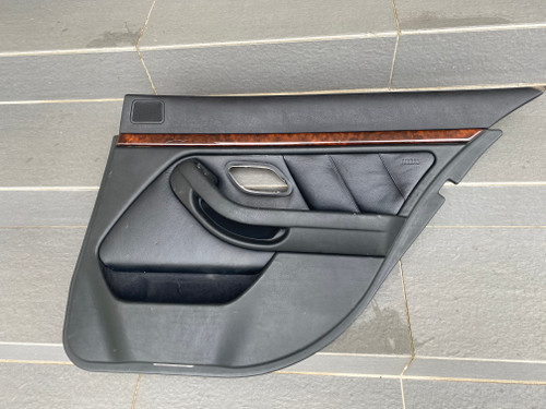 BMW E39 USED RHR BLACK DOOR TRIM 
