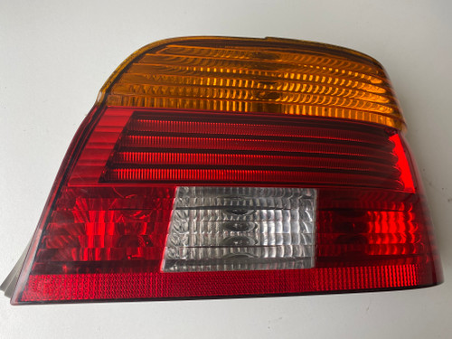 BMW E39 SERIES 2 ORANGE TYPE RH TAIL LIGHT 63 21 6 900 210