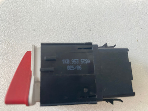 VW GOLF MK5 USED HAZARD LIGHT SWITCH 1K0 953 509 A