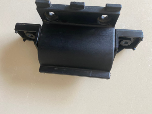 VW AMAROK USED CENTRE CONSOLE LID HINDGE 2H0 863 761 B