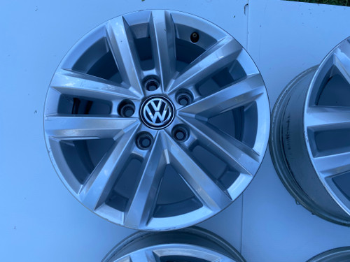 VW AMAROK USED SET OF 4 MAG WHEEL 16 INCH 2H0 601 025 AE
