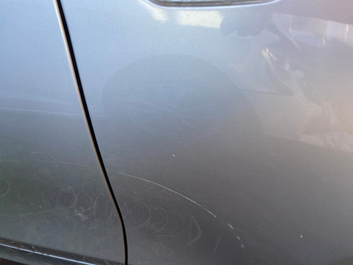 BMW E82 E87 E88 USED RH GUARD IN KASCHMIRSILBER METALLIC ( A72 )