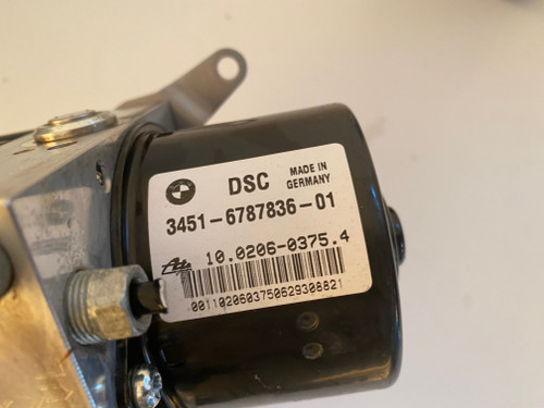 BMW E90 E87 320I USED ABS PUMP 3451-6787836-01       6 787 837