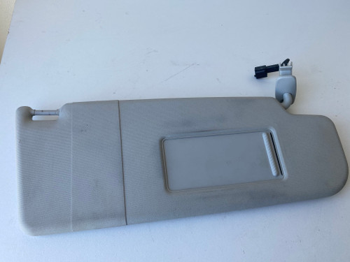 VW BEETE 2000-2010 USED RH SUN VISOR IN GREY