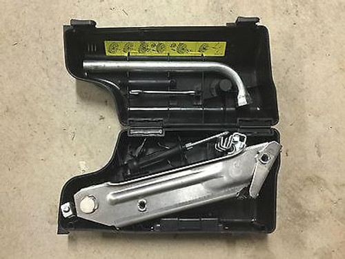 AUDI A4 B5 GP 1999-2001 USED TOOL KIT