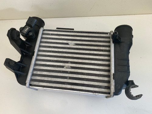 AUDI A4 B7 2L TDI USED INSTERCOOLER 