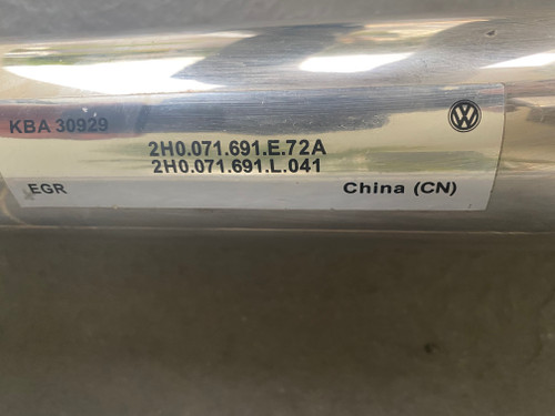 VW AMAROK 2010-2021 USED CHROME SIDE STEPS 2H0 071 691 E / L