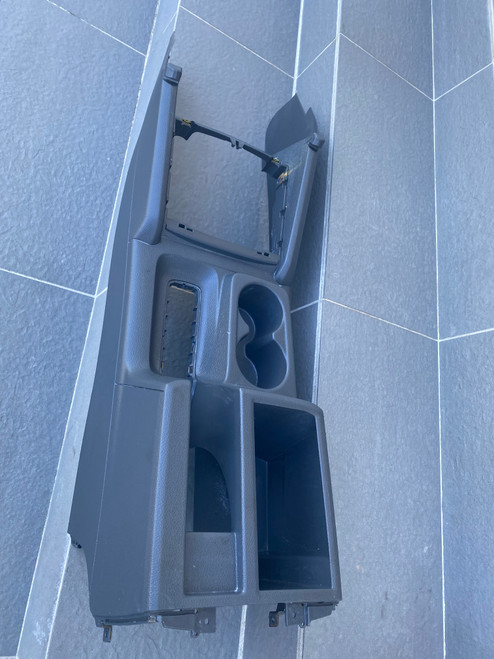 VW AMAROK USED GREY CENTRE CONSOLE 2H0 863 243 K