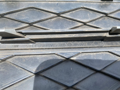 BMW E70 USED FRONT LH LOWER BAR GRILLE  5111 7159593