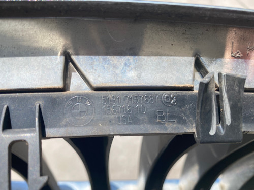 BMW E70 E71 USED GENUINE LH GRILLE 5131 7157687