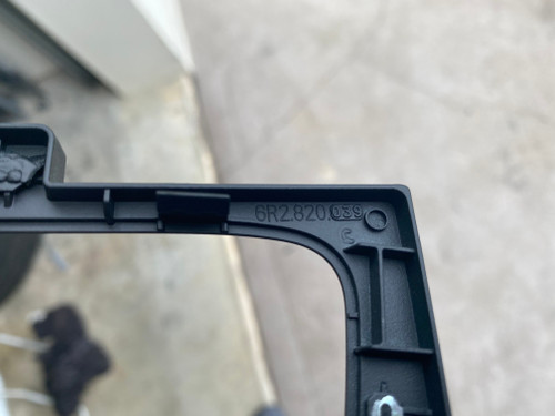 VW POLO 6R USED AC CONTROL PANEL SURROUND 6R2 820 039 