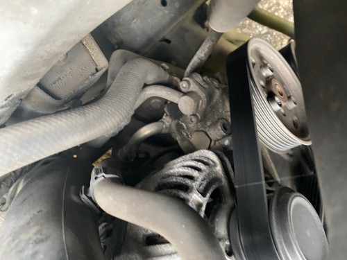 VW AMAROK 2L PETROL CFPA  ENGINE USED POWER STEERING PUMP