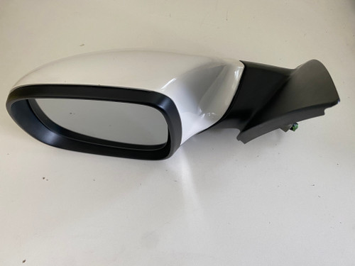 VW AMAROK 2016-2021 USED LH DOOR MIRROR IN WHITE B9A PAINT CODE 2H2857501DFR7H 