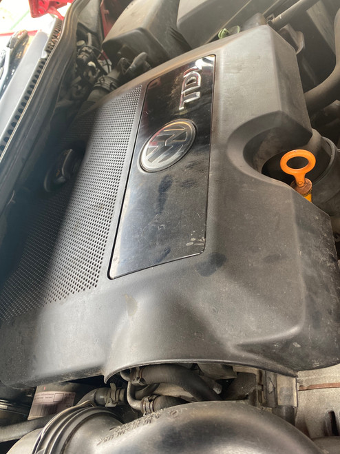VOLKSWAGEN BEETLE 1.9 TDI USED BSW ENGINE TRAVELLED 138000KM 