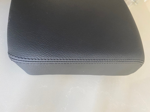 VW AMAROK 2011-2022 BLACK CENTRE CONSOLE ARM REST 