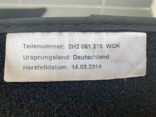 VW AMAROK USED FRONT FLOOR MATS IN BLACK 2H2 061 275 WGK