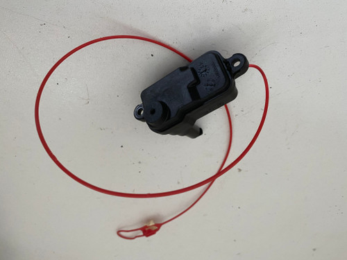 AUDI A1 A3 A5 A7 Q7 NEW GENUINE FUEL FLAP ACTUATOR 4L0 862 153 C