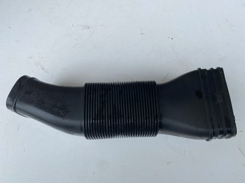 AUDI A1  USED AIR INTAKE HOSE 6R0 129 618 D