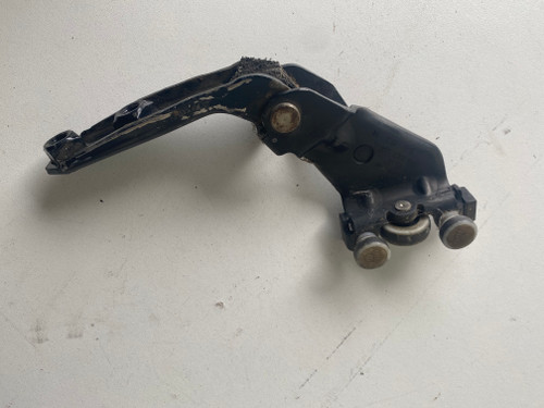 VW CADDY MAXI USED RH SLIDING DOOR REAR MIDDLE RUNNER 2K0 843 336 A