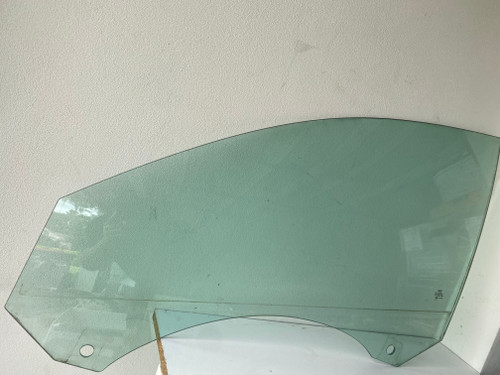 AUDI A6 ALL ROAD AND SEDAN  4F USED LHF DOOR GLASS