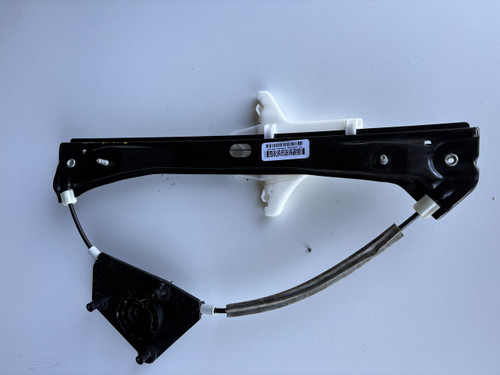 VW JETTA 2011 ON USED RHR WINDOW REGULATOR 5C6 839 462 B