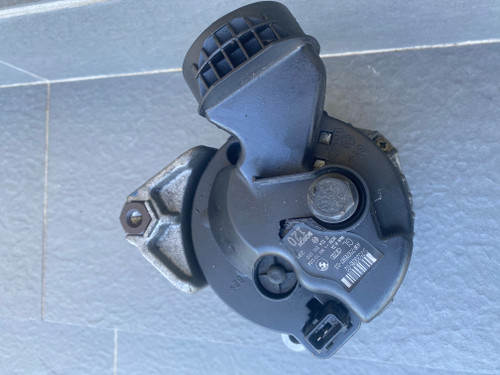 BMW E46 M54 USED ALTERNATOR BOSCH 0 124 515 050  S 7520018-02  AW 7501597-03