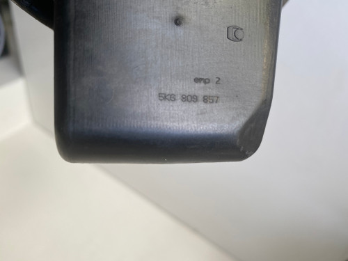 VOLKSWAGEN GOLF MK6 2008-2012 HATCH USED GREY FUEL FLAP 5K6 809 857