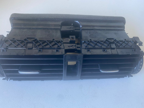 VW JETTA 1B USED CENTRE AIR VENT 5C6 819 728