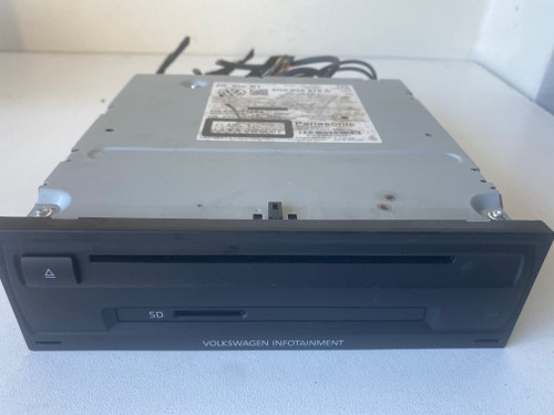 VW GOLF 7 RADIO INFOTAINMENT UNIT   5G0 035 819 A