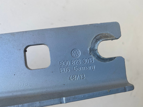 VW GOLF MK7 USED LH BONNET HINDGE 5G0 823 301 B