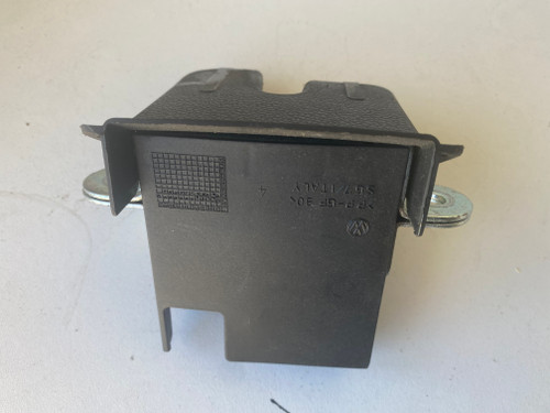VW TIGUAN GOLF 6 WAGON USED TAILGATE LOCK ACTUATOR 5M0 827 505 E