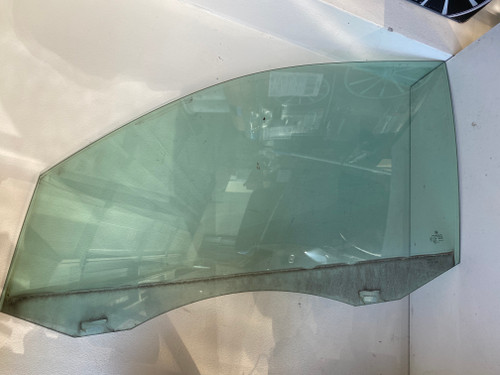 VW TIGUAN 5N USED LHF DOOR GLASS 