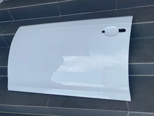 VW GOLF MK6 WAGON USED LHF DOOR SKIN IN WHITE 