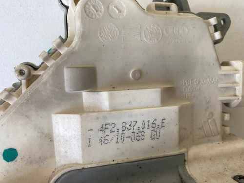 AUDI A6 4F USED RHF DOOR LOCK MECHANISM 4F2 837 016 E